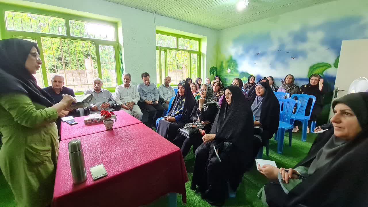 برنامه آموزشی روز بدون‌ پلاستیک در خشکبیجار برگزار شد