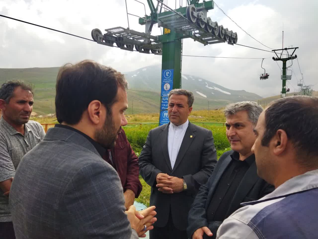 بازدید از واحد های تولیدی اشجع باتری، پاک آب سبلان و مجموعه تفریحی آلوارس مهرگان