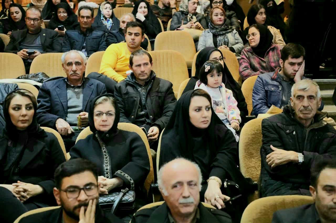 اندیشه خبرنگار قلم را به زانو در می آورد