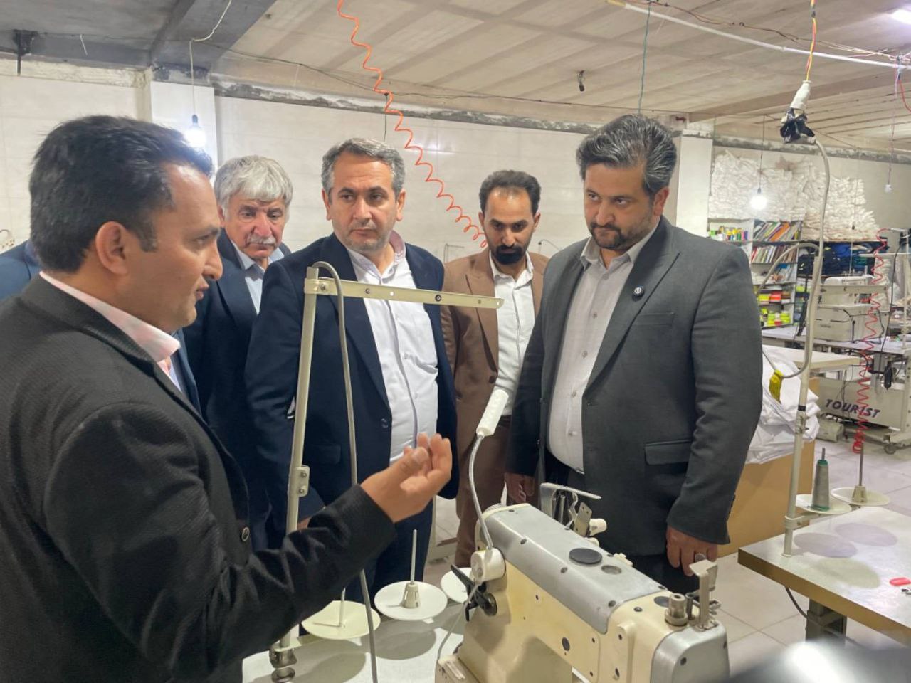 بازدید از واحد تولیدی پوشاک در اردبیل