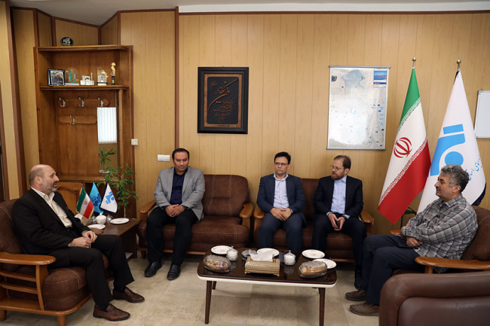 سرپرست نوسازی مدارس استان با مدیرکل صدا و سیمای مرکز اردبیل دیدار کرد