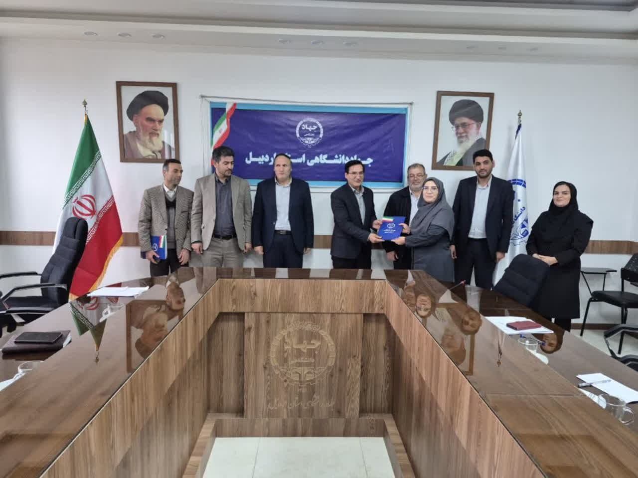 نقش جهاد دانشگاهی پیوند علم و ایمان و ایجاد ارتباط سازنده بین دانشگاه و جامعه است