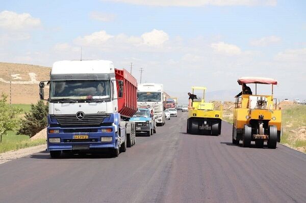 افزایش ۲۱ درصدی حمل کالا و اجرای بیش از ۵۸ کیلومتر آسفالت‌ریزی در راه‌های مشگین‌شهر