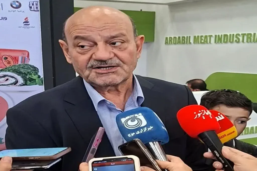 روزانه ۲۵ تُن گوشت برای استان اردبیل و استانهای همجوار تولید و توزیع میشود