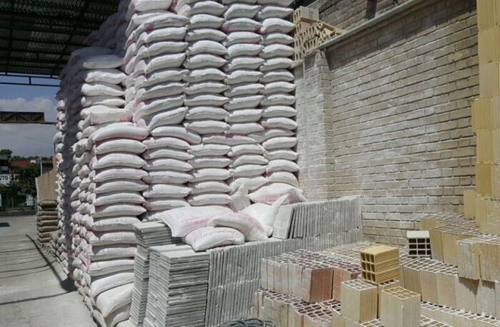 آوار قانون بر سر فروشندگان مصالح ساختمانی در گرمی