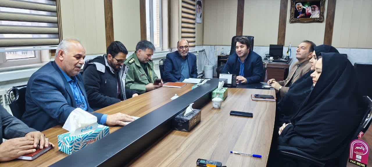 حفظ صنعت عشایری برای جلوگیری از افزایش بیکاری ضروری است / لزوم رفع موانع دسترسی عشایر به آموزش‌های فنی‌وحرفه‌ای