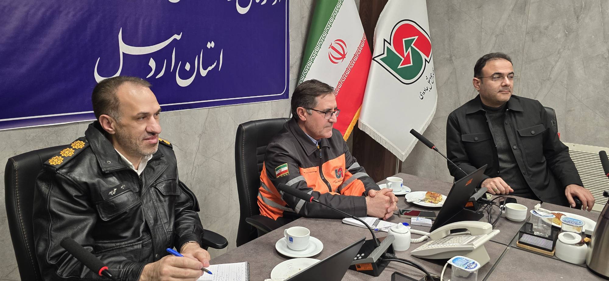 آمادگی کامل اردبیل برای طرح زمستانی: ۴۰۰ راهدار و ۳۰۰ ماشین‌آلات در جاده‌ها