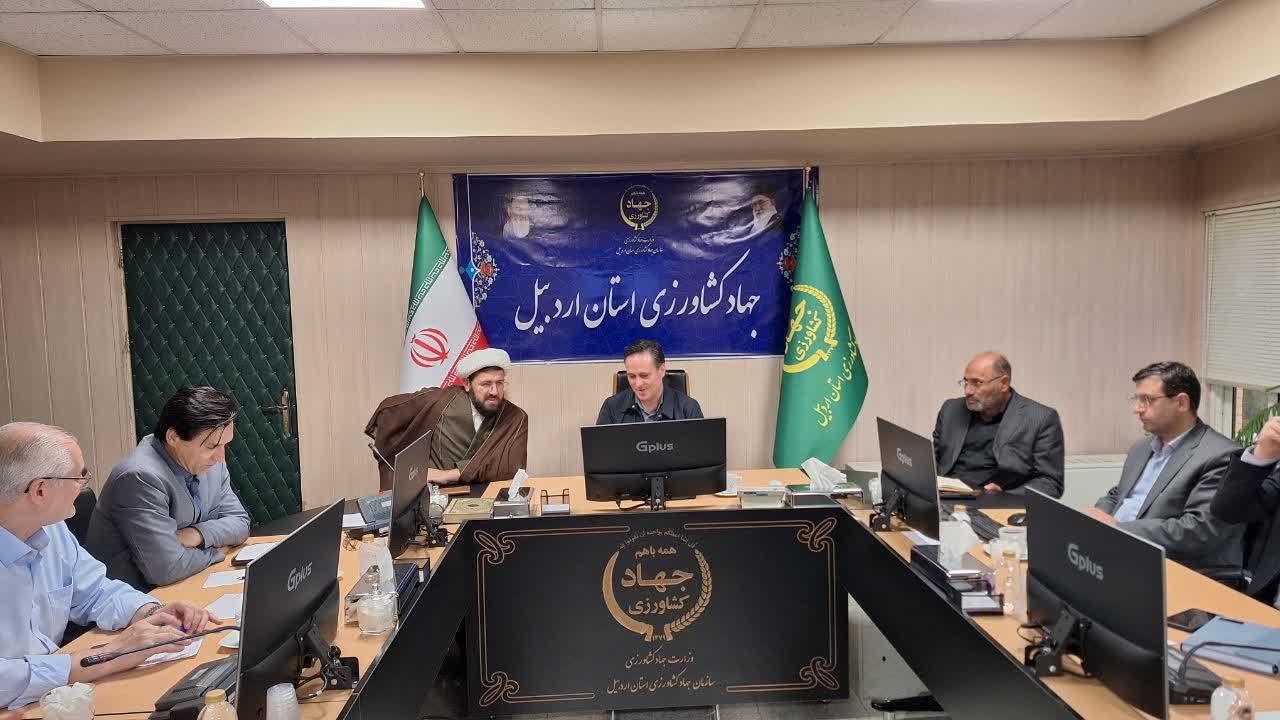  بخش کشاورزی در سیاست‌گذاری‌های کلان مهجور مانده است | امنیت غذایی کشور مدیون تلاش‌های گمنام بخش کشاورزی است