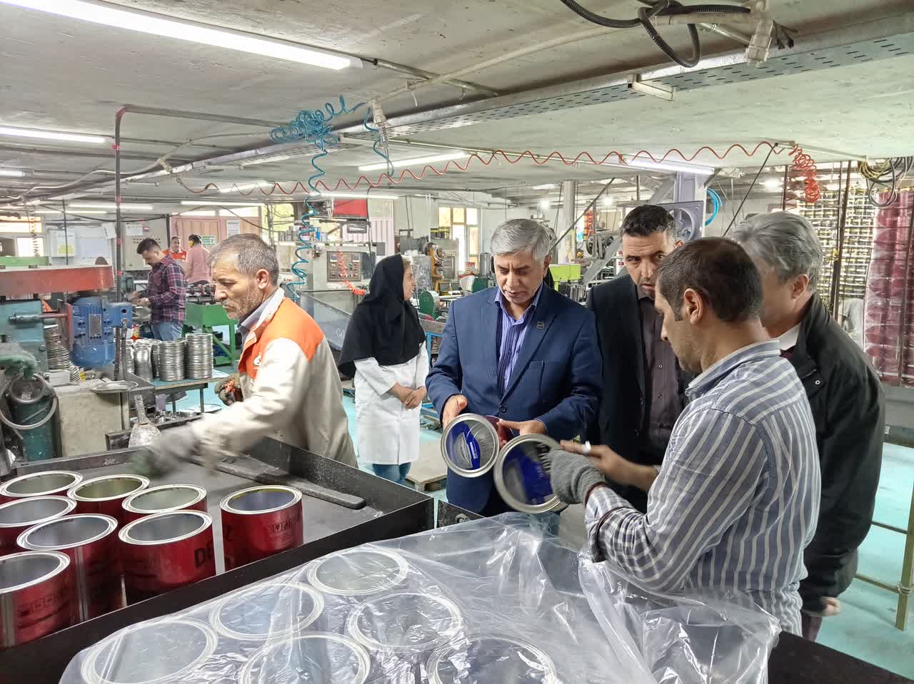پایش مستمر کیفیت صنعت رنگ‌ توسط اداره‌ کل استاندارد