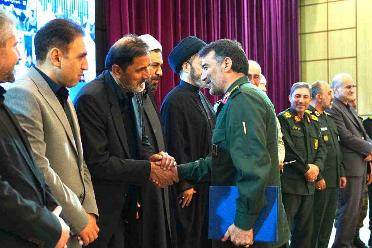 آیین تکریم و معارفه فرمانده تیپ ۳۷ حضرت عباس(ع) استان اردبیل