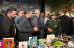استقبال مردم و مسئولین از نمایشگاه کتاب دفاع مقدس اردبیل