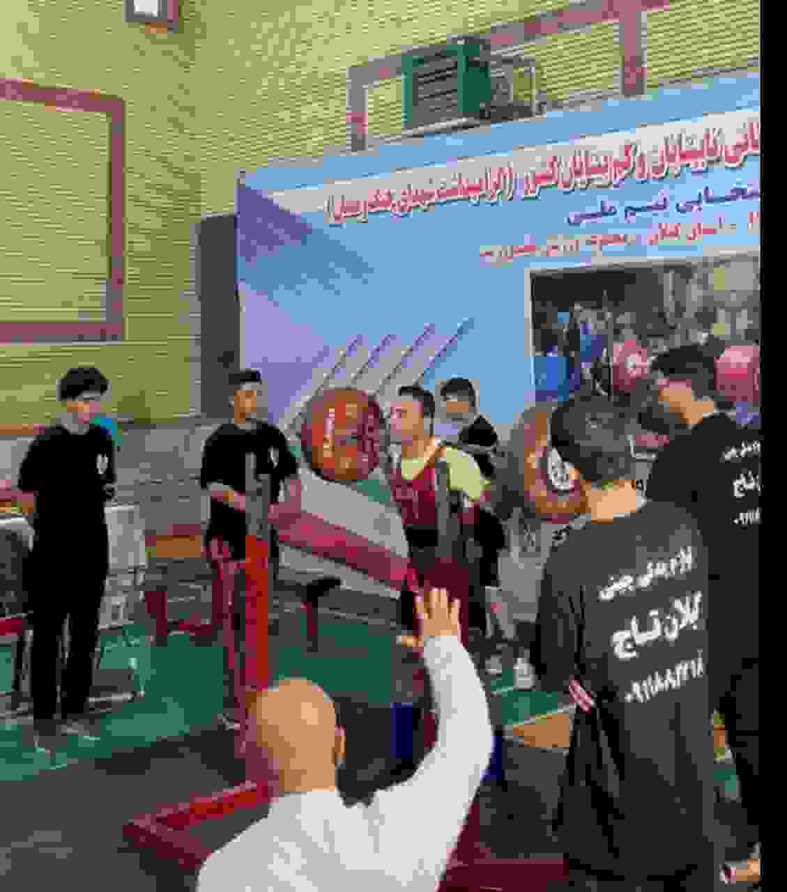 درخشش ورزشکار اردبیلی در رقابتهای انتخابی تیم ملی؛ احد جواهری قهرمانِ قهرمانان پاورلیفتینگ نابینایان کشور شد