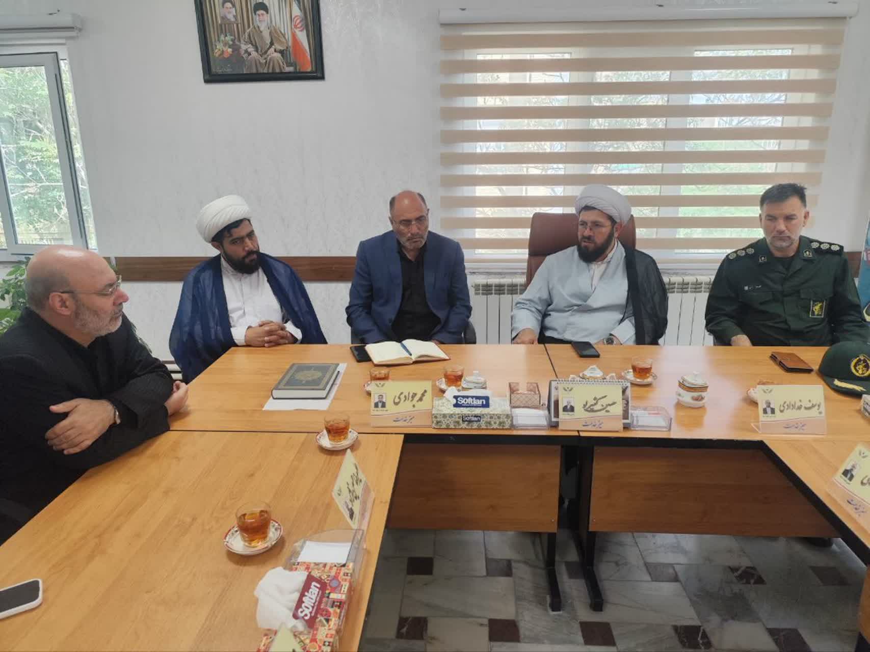 پویش «غیرت عشایری» اردبیل؛ یک میلیارد ریال برای آزادی زندانیان عشایری به ستاد دیه اهدا شد